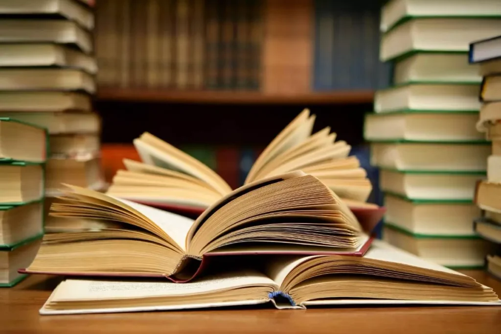 سخن تاریخ و تالیف در حوزه تاریخ کمرنگ است