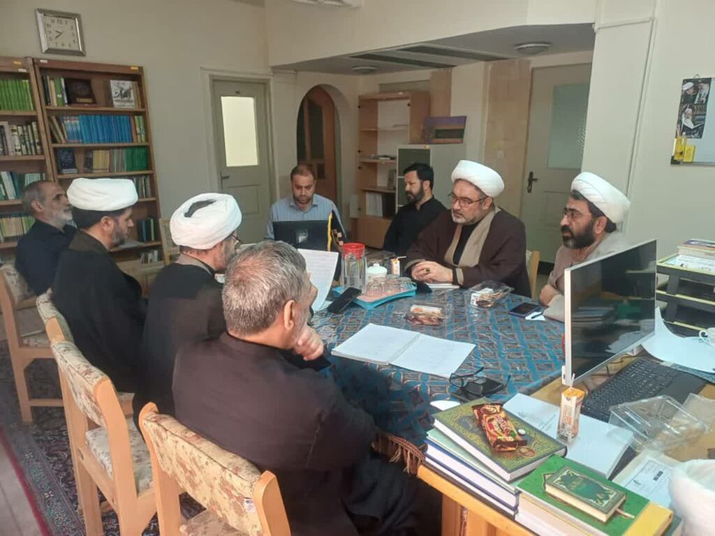 سخن تاریخ و گزارش جلسه دفاع از رساله دکتری