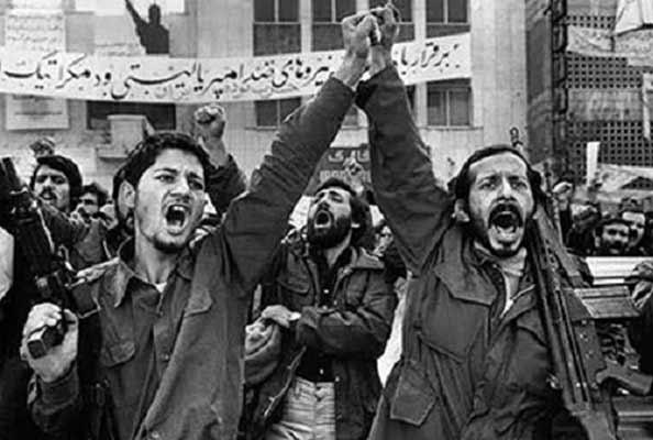 سخن تاریخ و استفاده از ظرفیت سیاسی اعلان جهاد مسلحانه در سیره مبارزاتی امام خمینی