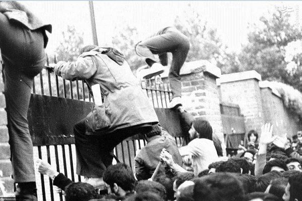 سخن تاریخ و پیش زمینه های داخلی تسخیر لانه جاسوسی آمریکا در ایران