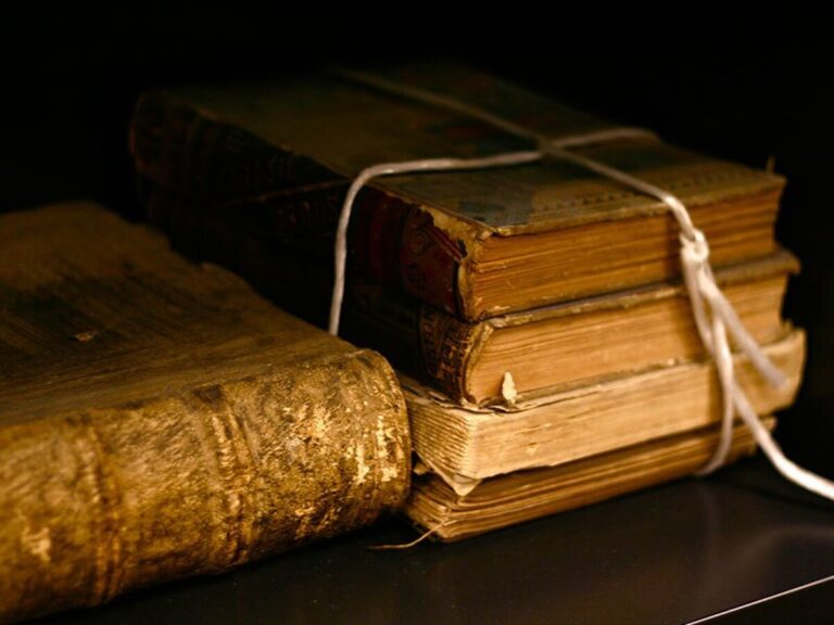 سخن تاریخ و مقایسه جایگاه فلسفة علم تاریخ در ایران عصر صفوی و اروپا ی قرون وسطی