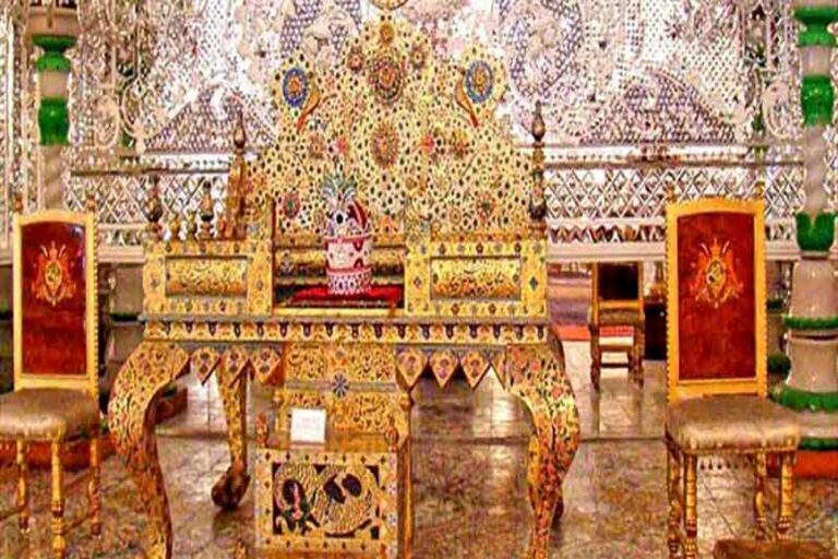 سخن تاریخ و دربار نهادی محرمانه و ناپیدا در تاریخ سازمانی ایران